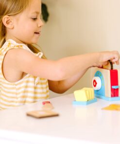 Melissa & Doug Bread and Butter Toaster Set (9 pcs) - Wooden Play Food and Kitchen Accessories 13 71aSkG5rHVL