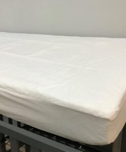 American Baby Company Waterproof Fitted Crib and Toddler Mattress Protector, Quilted and Noiseless Crib & Toddler Mattress Pad Cover, White, 52"x28"x9" Crib 1 Count 33 71aYr5sPutL