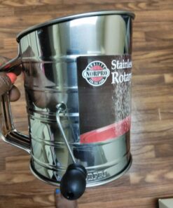 Norpro 3-Cup Stainless Steel Rotary Hand Crank Flour Sifter With 2 Wire Agitator 31 71aamO5ZnyL