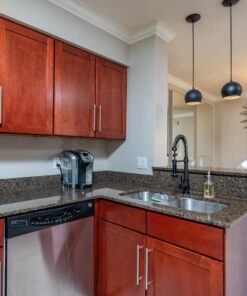 VIGO VG02001MB 19" H Edison Single-Handle with Pull-Down Sprayer Kitchen Faucet in Matte Black 43 71acsupGVFL