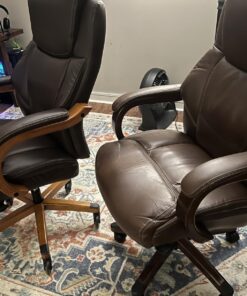 La-Z-Boy Delano Big & Tall Executive Office Chair, High Back Ergonomic Lumbar Support, Bonded Leather, Brown 53 71afIxFhc3L 1
