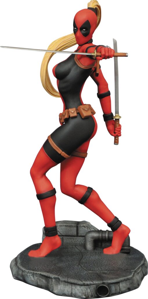 Diamond Select Toys Marvel Gallery Lady Deadpool PVC Figure Multi-colored, 9 inches