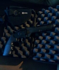 Crosman Vigilante 357 Co2 Air Pistol Kit with Holster and 3-Pack of Magazines 51 71aqygXmyzL