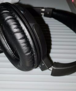 Alphasonik V50BT Bluetooth Headphones for Those Looking for a Pair of Wireless Headphones with Excellent Sound Quality. Bluetooth 5.0 connectivity and up to 30 Hours of Playtime on a Single Charge. 43 71ayBkeZKaL