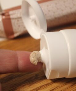 Exfoliating Face Scrub - Exfoliate Scrub - Face and Body; Walnut Facial Exfoliator. Great Exfoliant for Women or Men 39 71b sxxzleL