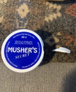 Musher's Secret Dog Paw Wax 60 g (2.1 oz) - Moisturizing Dog Paw Balm that Creates an Invisible Barrier That Protects and Heals Dry Cracked Paws - All-Natural with Vitamin E and Food-Grade Ingredients 2.1 Ounce (Pack of 1) 45 71b7tvVB3nL