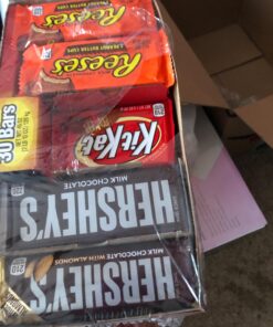 HERSHEY'S, KIT KAT and REESE'S Milk Chocolate Assortment Candy Bars, Individually Wrapped, 45 oz Bulk Value Pack (30 Piece) 26 71bChMSNIGL