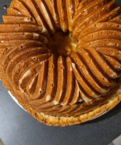 Nordic Ware Bavaria Bundt Pan, 10-Cup, Graphite Bavarian 41 71bFVa6EEhL