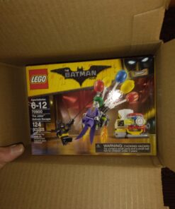 LEGO The Batman Movie The Joker Balloon Escape 70900 Batman Toy 38 71bMXJtfsmL