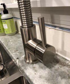 VIGO VG02001ST 19" H Edison Single-Handle with Pull-Down Sprayer Kitchen Faucet in Stainless Steel 38 71bV2JDwV7L