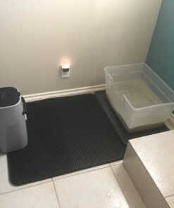 JUMBO SIZE Size Cat Litter Trapper by iPrimio - EZ Clean (Black) - 32 inches by 30 inches Exclusive Water Proof Layer and Puppy Pad Option. Patent Pending. (Sticker Label Peels Off) 32x30 - Black 47 71bVDUEHXRL