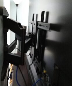 Mount Factory Heavy-Duty Full Motion TV Wall Mount - Articulating Swivel Bracket Fits Flat Screen Televisions from 42" to 70" (VESA 400 x 600 Compatible) - Tilt Swing Out Arm with 10' HDMI Cable 86 71bjAzc1t7L