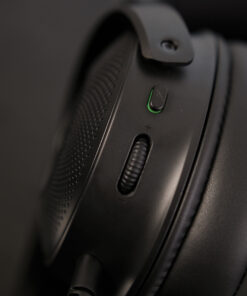 Razer Kraken V3 HyperSense Wired USB Gaming Headset w/Haptic Technology: Triforce Titanium 50mm Drivers - THX Spatial Audio - Hybrid Fabric & Leatherette Memory Foam Cushions - Detachable Mic 80 71bla4RoPL