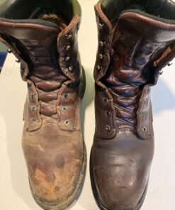 Huberd’s Shoe Oil - Leather conditioner and waterproofer since 1921. Easy pour formula waterproofs, softens, and conditions boots, shoes, bags, belts, gloves, saddles, tack and harness. 32 71bmnVAxdL 1