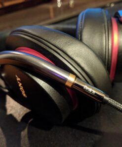 Zeskit Premium 3.5mm Jack Male to Female AUX Audio Extension Cable, TRRS 4 Poles for Headphones with Mic, Speakers - 6ft 6 Feet 42 71boEVjYvoL