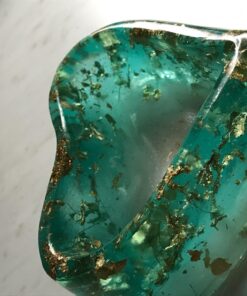 Art ‘N Glow Epoxy Resin for Clear Casting and Coating - 32 Ounce Kit - Perfect for Molds, Crafts, Tumblers, Jewelry, Wood - Food Safe, Non Yellowing, Bubble Free, and Made in The USA 36 71bsY1Yg1L