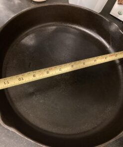 Lodge L10SC3 Cast Iron Lid, 12-inch 12 Inch 32 71bxviGibyL