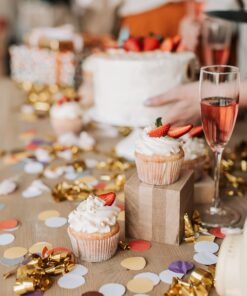Green Direct Cupcake Liners - Standard Size Cupcake Wrappers to use for Pans or carrier or on stand - White Paper Baking Cups Pack of 500 35 71c4nkXDm0L