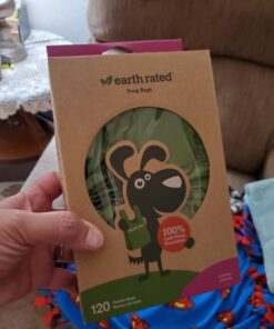 Earth Rated Dog Poop Bags with Handles, New Look, Easy Tie and Guaranteed Leakproof, Lavender Scented, 120 Handle Bags 120 Count (Pack of 1) Lavender-Scented 58 71cQUn46MjL