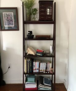 Amazon Basics Modern 5-Tier Ladder Bookshelf Organizer, Solid Rubberwood Frame, Espresso Finish, 14 D x 24.8 W x 70.1 H in 46 71cSDy5psiL