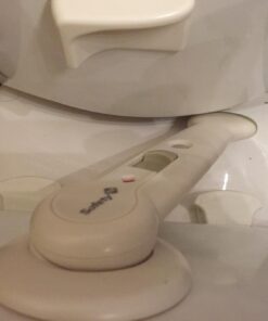 Safety 1st Swing Shut Toilet Lock 1 48 71chPEK4tQL
