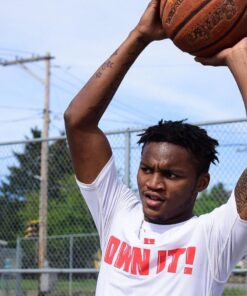 Nikon D5300 24.2 MP CMOS Digital SLR Camera with 18-55mm f/3.5-5.6G ED VR Auto Focus-S DX NIKKOR Zoom Lens (Black) 66 71cxRYxxAwL