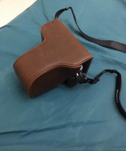 MegaGear Fujifilm X-T20 (16-50mm / 18-55mm Lenses), X-T10 Ever Ready Leather Camera Case and Strap, with Battery Access -Dark Brown- -MG577- 25 71cyCW2o5qL