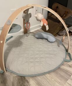 Ingenuity Cozy Spot Reversible Duvet Activity Gym & Play Mat with Wooden Bar - Loamy, Ages Newborn + 51 71d0X67C6XL