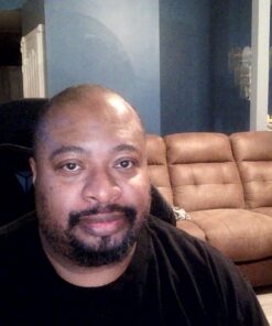 NexiGo StreamCam N930E with Software, 1080P Webcam with Ring Light and Privacy Cover, Auto-Focus, Plug and Play, Web Camera for Online Learning, Zoom Meeting Skype Teams, PC Mac Laptop Desktop Black Webcam with Light 36 71d0XW0c7CL