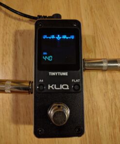 KLIQ TinyTune Tuner Pedal for Guitar and Bass - Mini - Chromatic - with Pitch Calibration and Flat Tuning (Power Supply Required) 44 71d6C5nMN7L