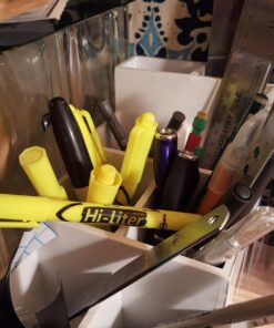 Avery Hi-Liter Pen-Style Highlighters, Smear Safe Ink, Chisel Tip, 12 Fluorescent Yellow Highlighters (23591) 12 highlighters 23 71dHolR46L