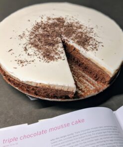 The Perfect Cake: Your Ultimate Guide to Classic, Modern, and Whimsical Cakes (Perfect Baking Cookbooks) 36 71dWCQjDQIL