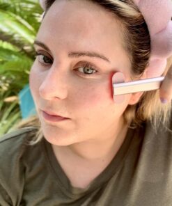 Solawave 4-in-1 Radiant Renewal Wand and Serum Bundle, Face Skincare Wand with Facial Massager, Facial Wand with Renew Complex Serum Blue/Pink Ombre 28 71ddPg64ZCL