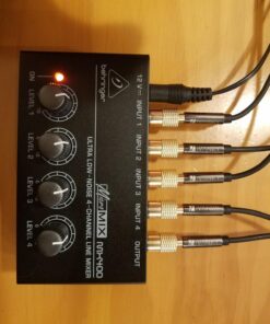 Cable Matters 5-Pack 1/4 to 1/8 Headphone Adapter, 6.35mm to 3.5mm Adapter Male to Female, Gold Plated Stereo Headphone 3.5mm to 1/4 Adapter 25 71dlduT5XJL