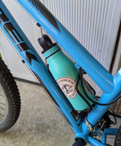 USHAKE Water Bottle Cages, Basic MTB Bike Bicycle Alloy Aluminum Lightweight Water Bottle Holder Cages Brackets(2 Pack- Drilled Holes Required) Black 28 71dqI0fBrwL