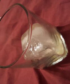 Home-Complete Large Ice Cube Molds-Silicone Tray Makes 8, 2”x2” Big Cubes-BPA-Free and Flexible-Chill Water, Lemonade, Cocktails, Or Any Beverage 2"x2"(1 Pack) 40 71drTYyhvHL