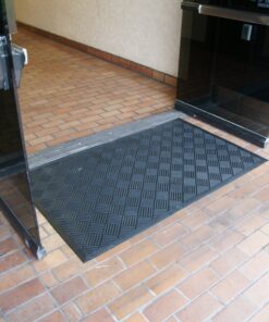 Rubber-Cal 03-235-CH"DuraScraper Checkered" Commercial Rubber Entrance Mat, 3/8" Thick x 3' x 5', Black 1-(Pack) 10 71dx8DcIkvL