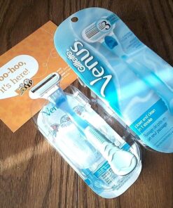 Venus Gillette Women's Original 3 Blade Razor Refills, 4 Count (Packaging May Vary) 4 Piece Set 28 71e9W7ELL