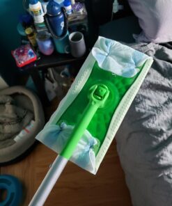 Bona Hardwood Floor Disposable Wet Cleaning Pads - 12 cleaning pads per pack - unscented - Use with Bona Mops - Residue-Free Floor Cleaning Solution for Wood Floors 35 71eAXochOgL