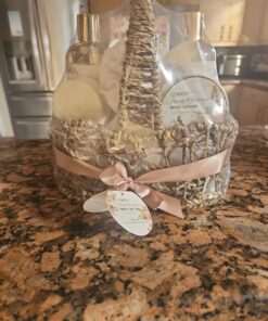 Home Spa Gift Basket - Honey & Almond Scent - Luxury Bath & Body Set For Women and Men With Shower Gel, Bubble Bath, Body Lotion, Bath Salt, Bath Bomb, Bath Puff & Handmade Weaved Basket 22 71eH80hJlGL