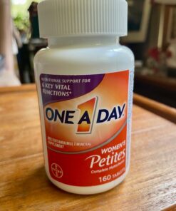 One A Day Women’s Petites Multivitamin,Supplement with Vitamin A, C, D, E and Zinc for Immune Health Support, B Vitamins, Biotin, Folate (as folic acid) & more,Tablet, 160 count 160 Count (Pack of 1) 39 71eiWat64UL