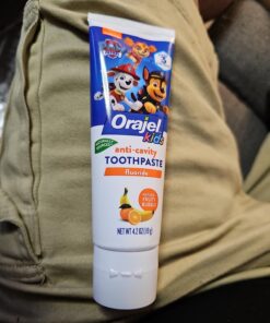 Orajel Kids Paw Patrol Anti-Cavity Fluoride Toothpaste, Natural Fruity Bubble Flavor, 4.2oz Tube 4.2 Ounce (Pack of 1) 33 71etsPqxCqL