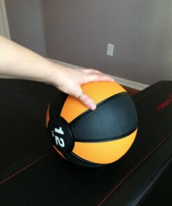 Amazon Basics Medicine Ball for Workouts Exercise Balance Training 12 Pound 48 71ewebCuctL