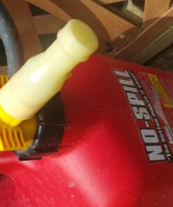 No-Spill 1450 5-Gallon Poly Gas Can (CARB Compliant),Red 34 71exmTb4zfL