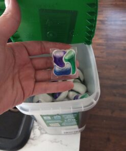 Cascade Platinum Dishwasher Pods, Detergent, Soap Pods, Actionpacs with Dishwasher Cleaner and Deodorizer Action, Fresh, 62 Count 62 Count (Pack of 1) 36 71fBqhU1bzL