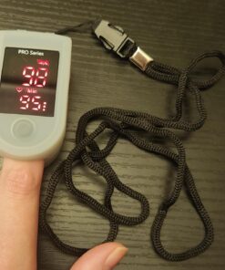 Zacurate Pro Series 500DL Fingertip Pulse Oximeter Blood Oxygen Saturation Monitor with Silicone Cover, Batteries and Lanyard (Royal Black) 38 71fhtkRqOL