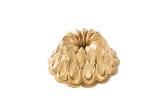 Nordic Ware Crown Bundt Pan