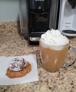 Nespresso Vertuo Coffee and Espresso Machine by De'Longhi with Milk Frother, 236.59 Milliliters, Piano Black Machine + Frother 44 71fimpqO9pL