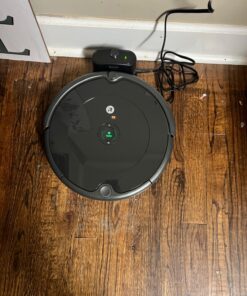 iRobot Roomba 694 Robot Vacuum-Wi-Fi Connectivity, Personalized Cleaning Recommendations, Works with Alexa, Good for Pet Hair, Carpets, Hard Floors, Self-Charging, Roomba 694 44 71fncbZ9C6L