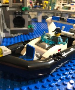 LEGO City Prison Island 60130 29 71g6St7K3L